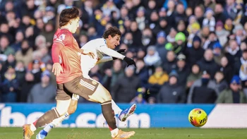 Manchester United tropieza ante el Leeds Manchester United tropieza ante el Leeds