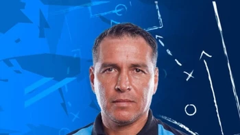 Raúl Gutiérrez: “En Blooming priorizamos la inteligencia y lectura del juego” Raúl Gutiérrez: “En Blooming priorizamos la inteligencia y lectura del juego”