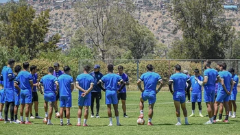 Bolívar comenzará labores el domingo y ya tiene un amistoso confirmado Bolívar comenzará labores el domingo y ya tiene un amistoso confirmado