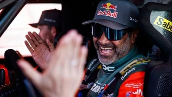 Nasser Al-Attiyah vuelve a reinar en el Dakar y suma su sexta corona Nasser Al-Attiyah vuelve a reinar en el Dakar y suma su sexta corona