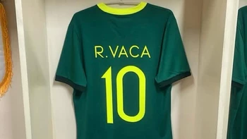 Vaca vuelve a jugar en la Verde después de 10 meses; Macazaga es primera vez titular Vaca vuelve a jugar en la Verde después de 10 meses; Macazaga es primera vez titular