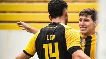 Ábrego y Lom juegan en la victoria de The Strongest sobre Cusco FC Ábrego y Lom juegan en la victoria de The Strongest sobre Cusco FC