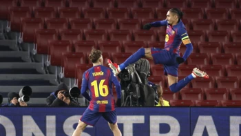 Barcelona remonta para acabar quinto y eludir la repesca Barcelona remonta para acabar quinto y eludir la repesca