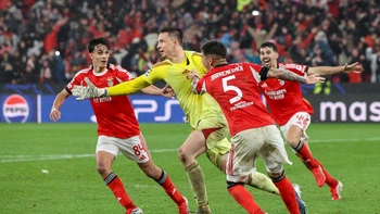 ¡Increíble! El arquero de Benfica da la clasificación y tumba al Real Madrid ¡Increíble! El arquero de Benfica da la clasificación y tumba al Real Madrid
