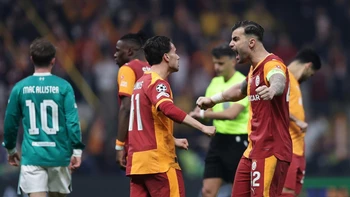 Galatasaray vence a Liverpool y toma ventaja en la serie Galatasaray vence a Liverpool y toma ventaja en la serie
