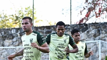 La Verde perfila su onceno para el duelo ante Surinam La Verde perfila su onceno para el duelo ante Surinam