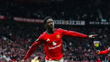 El Manchester United vuelve a la Champions tras vencer al Liverpool El Manchester United vuelve a la Champions tras vencer al Liverpool