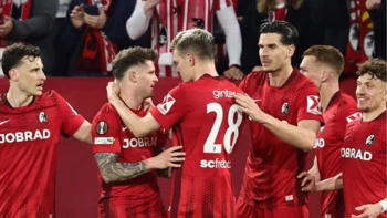 El Friburgo remonta y se clasifica para la primera final europea de su historia El Friburgo remonta y se clasifica para la primera final europea de su historia