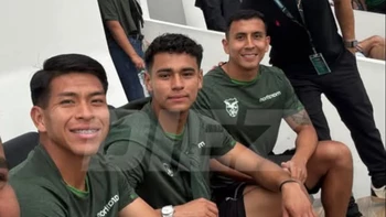 La selección boliviana vivió el clásico cruceño en el Tahuichi La selección boliviana vivió el clásico cruceño en el Tahuichi