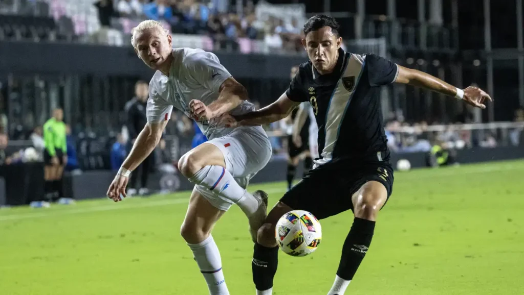 Guatemala examina a República Checa previo al debut de los europeos en el Mundial