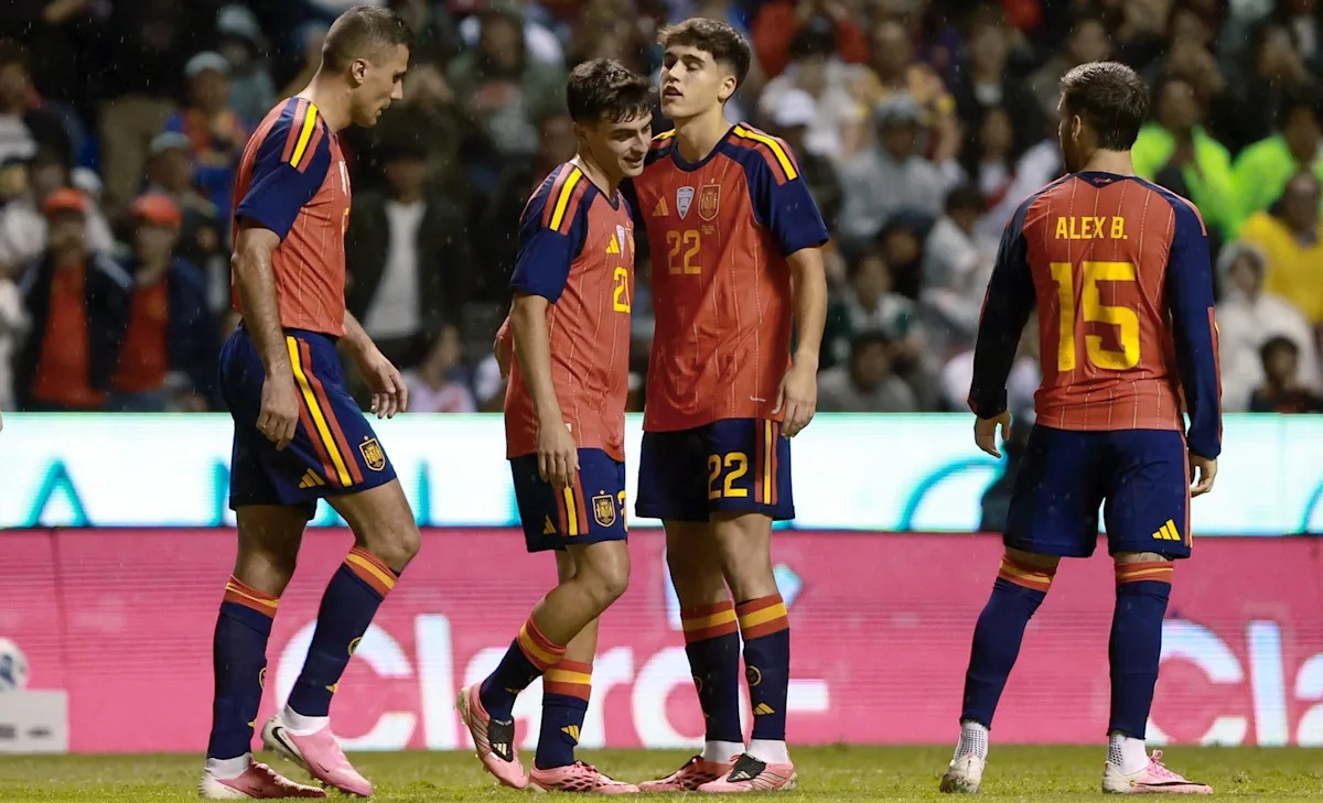 España cierra su preparación mundialista con una victoria ante Perú