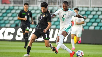La Selección se derrumba en cuatro minutos y recibe una paliza de Argelia La Selección se derrumba en cuatro minutos y recibe una paliza de Argelia
