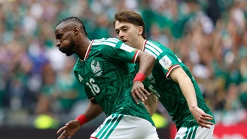 Julián Quiñones marca el primer gol del Mundial 2026 en el minuto 9 para México Julián Quiñones marca el primer gol del Mundial 2026 en el minuto 9 para México