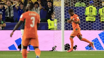 Costa de Marfil golpeó en el final y amargó el debut de Ecuador Costa de Marfil golpeó en el final y amargó el debut de Ecuador