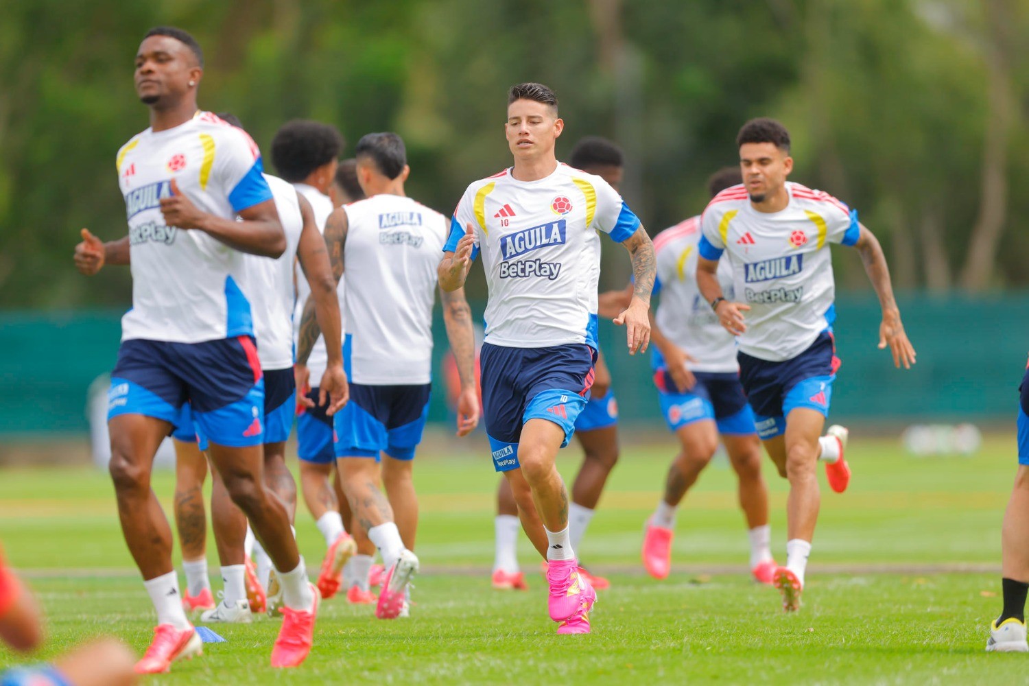 Con plantel completo, Colombia se alista para su debut mundialista en Ciudad de México