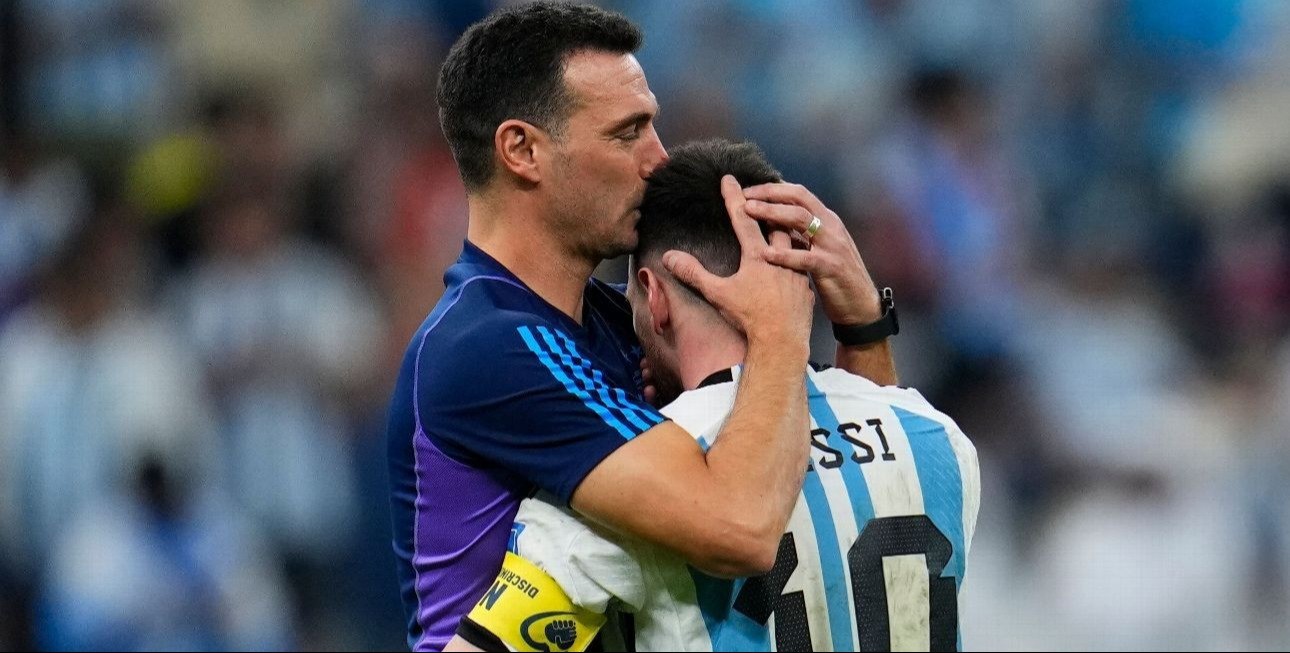 Scaloni: "Messi será el mejor de la historia por siempre"