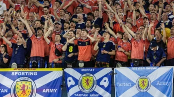 Afición escocesa aplaudirá un minuto del Escocia-Marruecos en homenaje a hincha fallecido Afición escocesa aplaudirá un minuto del Escocia-Marruecos en homenaje a hincha fallecido