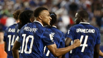 Mbappé iguala a Klose y ya mira a Messi Mbappé iguala a Klose y ya mira a Messi