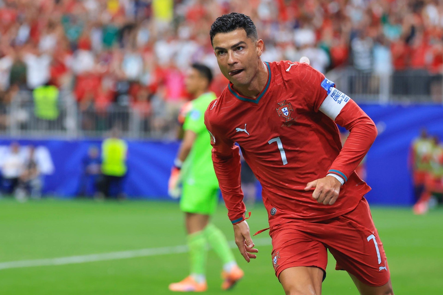 Cristiano Ronaldo guía la exhibición de Portugal ante Uzbekistán