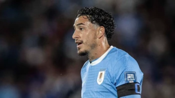 Uruguay recupera a Giménez en la previa del duelo decisivo ante España Uruguay recupera a Giménez en la previa del duelo decisivo ante España
