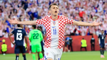Budimir mantiene con vida a Croacia y elimina a Panamá Budimir mantiene con vida a Croacia y elimina a Panamá