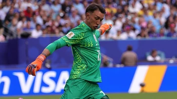Muslera, del retiro al Mundial: el regreso que hoy genera dudas en Uruguay Muslera, del retiro al Mundial: el regreso que hoy genera dudas en Uruguay
