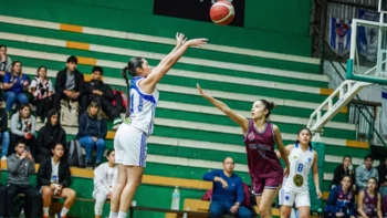 La josesana Valeria Roca, la más efectiva en el básquetbol cruceño La josesana Valeria Roca, la más efectiva en el básquetbol cruceño