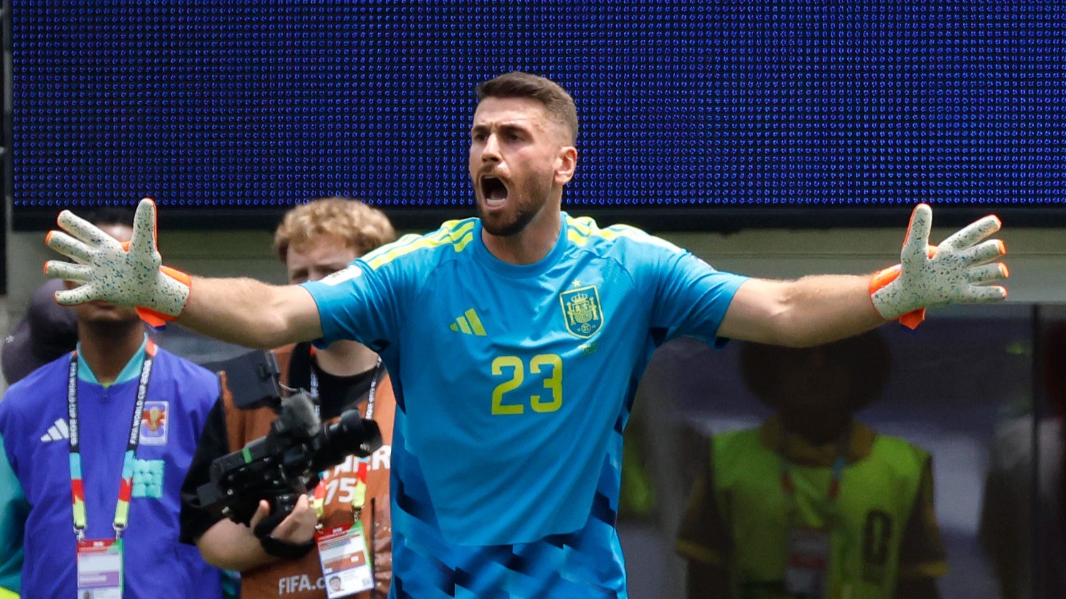 Unai Simón ya es el arquero con más minutos invicto en un Mundial
