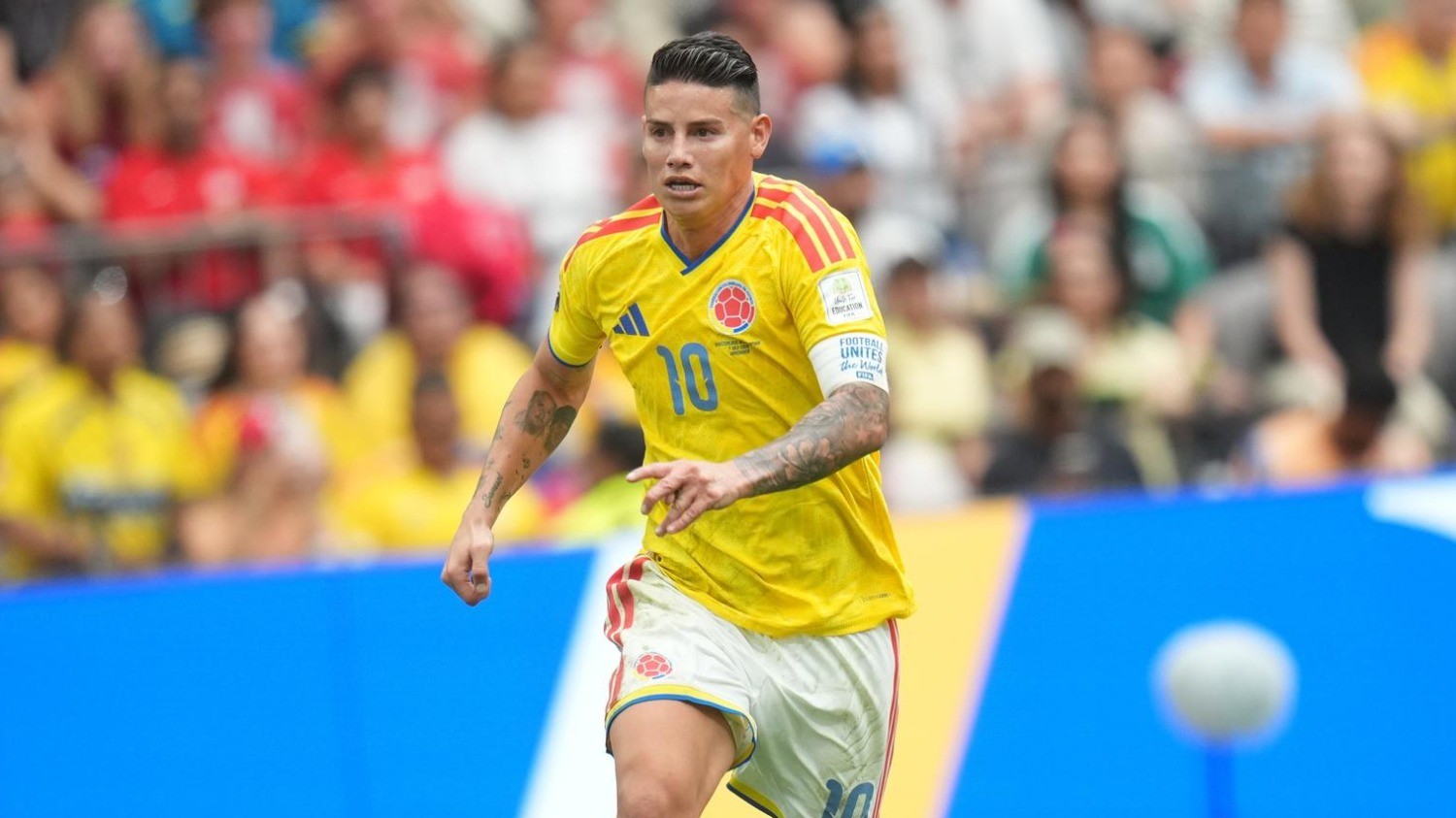 James hace historia: igualó a Ospina como el jugador con más partidos en Colombia