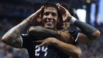 Argentina firma una remontada épica y jugará la final ante España Argentina firma una remontada épica y jugará la final ante España