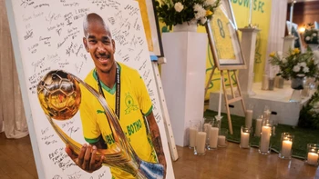 Sudáfrica homenajea a Jayden Adams tras su muerte días después de disputar el Mundial Sudáfrica homenajea a Jayden Adams tras su muerte días después de disputar el Mundial