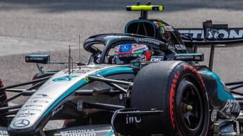 Antonelli firma la 'pole' y saldrá primero en Spa-Francorchamps Antonelli firma la 'pole' y saldrá primero en Spa-Francorchamps