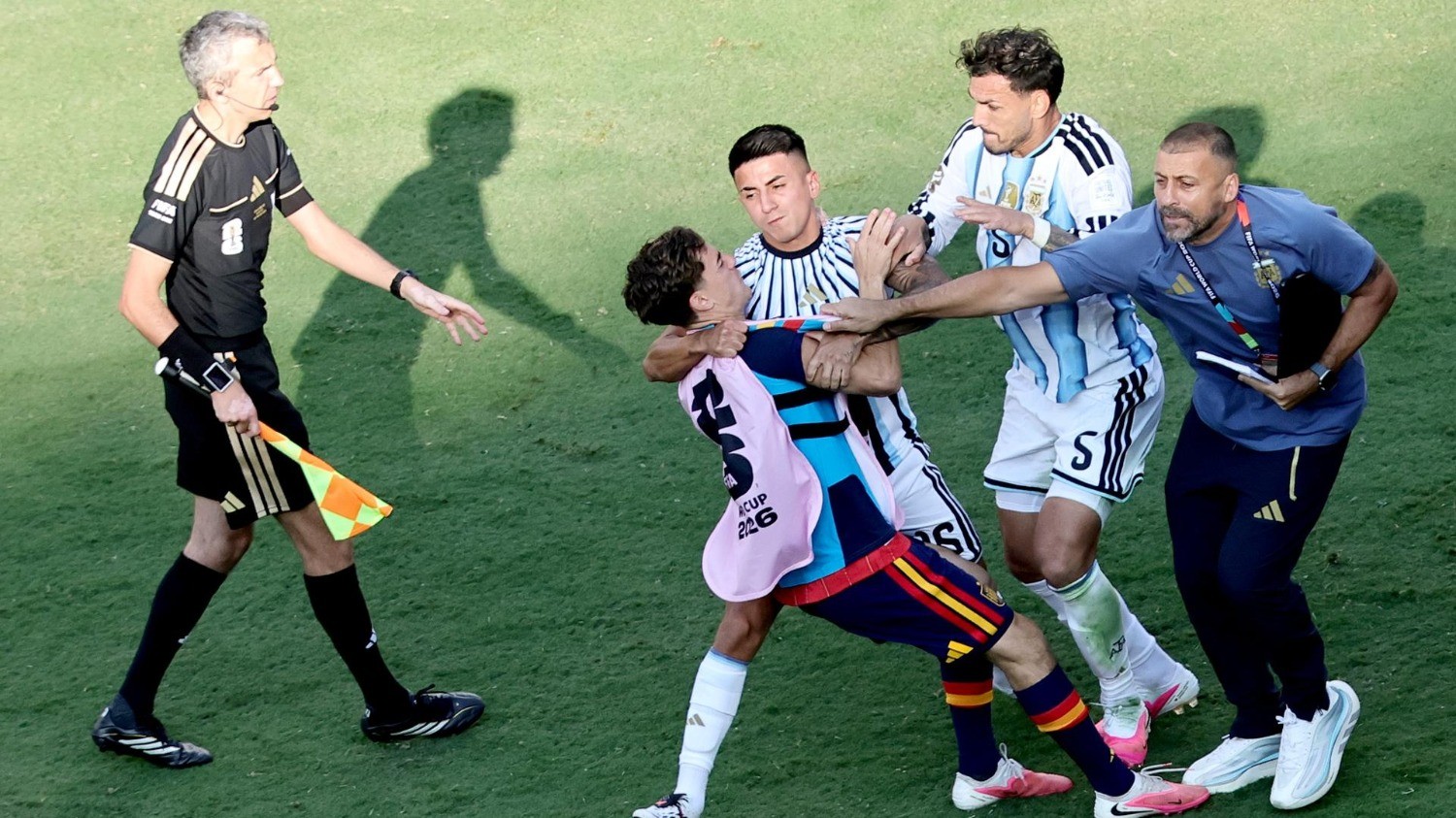 La FIFA investigará a Argentina por los incidentes tras la final del Mundial