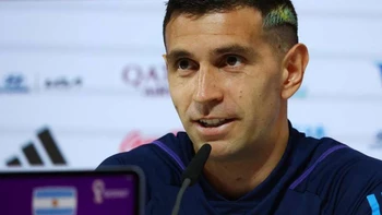 "Dibu" Martínez, arquero de Argentina: "Nos gusta que el otro equipo (Francia) es un poco más favorito" "Dibu" Martínez, arquero de Argentina: "Nos gusta que el otro equipo (Francia) es un poco más favorito"