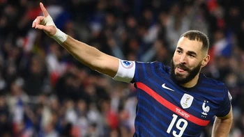 Benzema anuncia el "final" de su carrera en la selección de Francia Benzema anuncia el "final" de su carrera en la selección de Francia