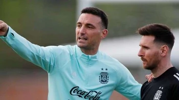 Scaloni prepara cambios para acompañar a Messi en amistoso de Argentina ante Curazao Scaloni prepara cambios para acompañar a Messi en amistoso de Argentina ante Curazao