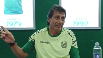 Álvaro Peña: “Lo que hagan afuera de las canchas los jugadores, es cuestión de ellos” Álvaro Peña: “Lo que hagan afuera de las canchas los jugadores, es cuestión de ellos”
