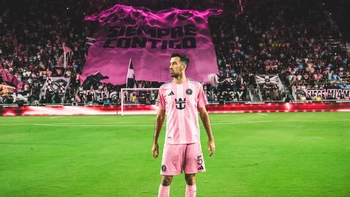 El adiós de una leyenda: homenaje a Busquets en Inter Miami El adiós de una leyenda: homenaje a Busquets en Inter Miami