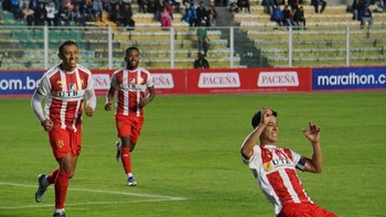 El ‘Matador’ revive en la Copa con un triunfazo en La Paz El ‘Matador’ revive en la Copa con un triunfazo en La Paz