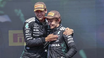 Mercedes confirma a Russell y Antonelli para la próxima temporada de Fórmula 1 Mercedes confirma a Russell y Antonelli para la próxima temporada de Fórmula 1