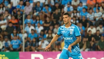Etchebarne vuelve, pero Alaniz sigue en duda para el Blooming–Bolívar Etchebarne vuelve, pero Alaniz sigue en duda para el Blooming–Bolívar