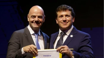 Invitados de lujo en los 100 años de la Federación Boliviana de Fútbol Invitados de lujo en los 100 años de la Federación Boliviana de Fútbol