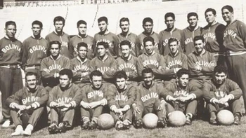 Medalla de Honor Víctor Agustín Ugarte para los campeones de 1963 Medalla de Honor Víctor Agustín Ugarte para los campeones de 1963