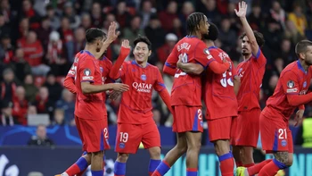 PSG arrasa al Bayer Leverkusen con un 7-2 en Alemania PSG arrasa al Bayer Leverkusen con un 7-2 en Alemania