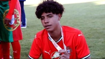 El hijo mayor de Cristiano Ronaldo debuta con la Sub-16 de Portugal El hijo mayor de Cristiano Ronaldo debuta con la Sub-16 de Portugal