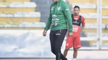 Gustavo Costas, DT de La Verde: “De la selección se acuerdan cuando va a jugar Eliminatorias” Gustavo Costas, DT de La Verde: “De la selección se acuerdan cuando va a jugar Eliminatorias”