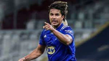Marcelo Martins podría recibir más de 35 millones de reales por una deuda del Cruzeiro Marcelo Martins podría recibir más de 35 millones de reales por una deuda del Cruzeiro
