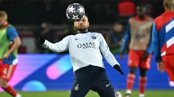 Bayern Múnich derrota al PSG en París (0-1) y toma la delantera en los octavos de final Bayern Múnich derrota al PSG en París (0-1) y toma la delantera en los octavos de final