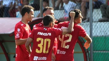 Guabirá se endulzó la vida con una victoria (1-0) ante la ‘U’ de Vinto Guabirá se endulzó la vida con una victoria (1-0) ante la ‘U’ de Vinto