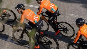 Les robaron todas las bicicletas y tuvieron que abandonar la Vuelta a Eslovenia Les robaron todas las bicicletas y tuvieron que abandonar la Vuelta a Eslovenia